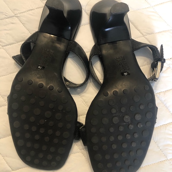 Black Leather Strappy Sandals Size 7 M - Picture 4 of 4